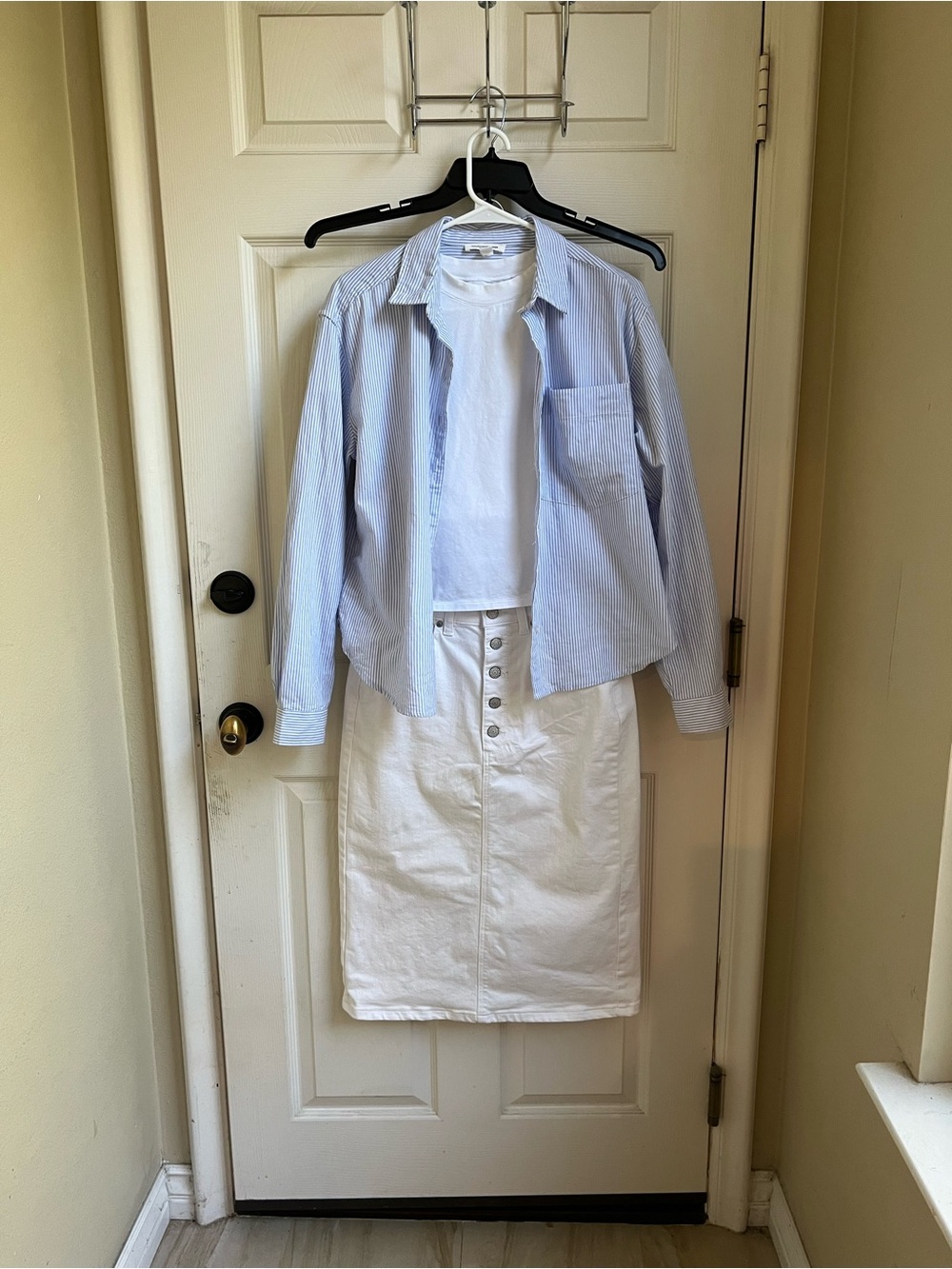 Banana Republic White Button-Front Cotton Midi Pencil Skirt